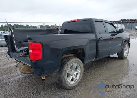 2018 Chevrolet Silverado 1500 Custom z USA, uszkodzony, nr VIN 1GCRCPEC0JZ356018